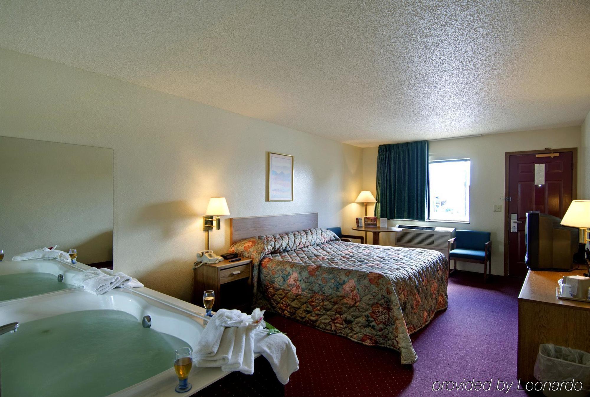 Quality Inn Streetsboro Δωμάτιο φωτογραφία